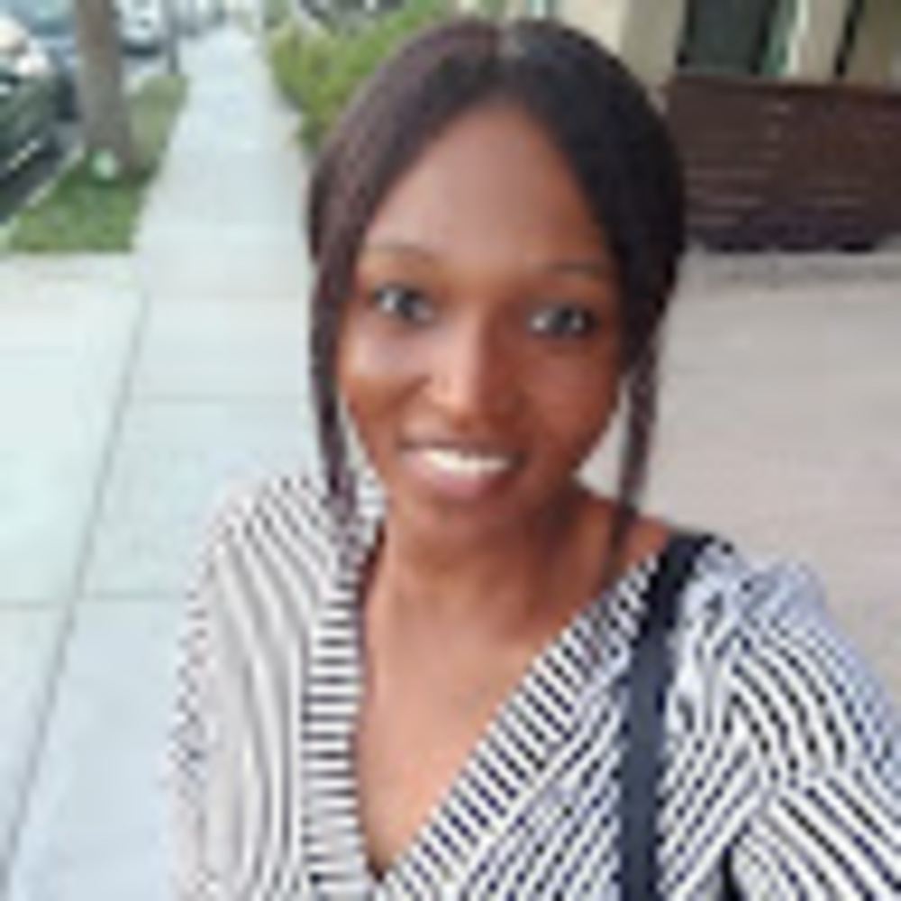 Meet your Posher, Nadege